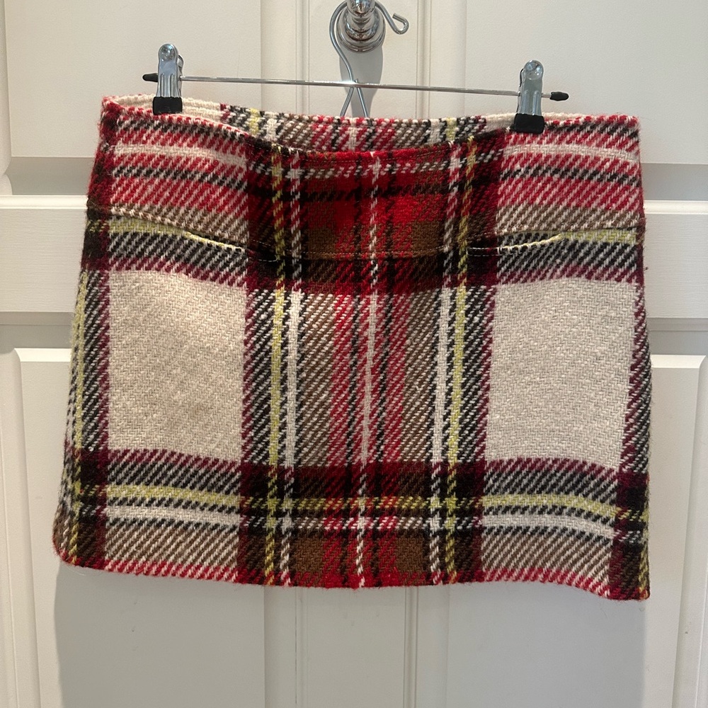 Timeless Burberry plaid wool skirt.